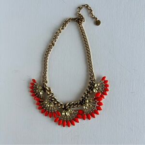 Stella and Dot Coral Cay statement necklace
